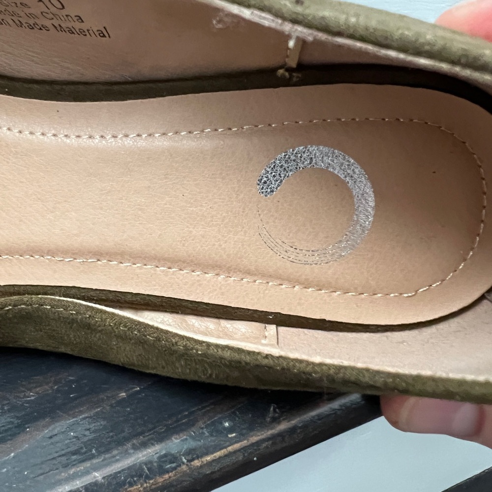 Journee Collection Womens Mindee Loafer Vegan Suede Criss Cross Pointed Toe 10 - Picture 6 of 9